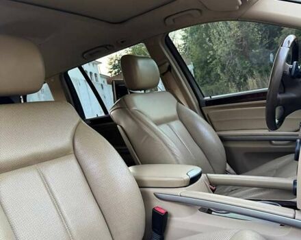 Черный Мерседес ГЛ-класс, объемом двигателя 5.46 л и пробегом 224 тыс. км за 14500 $, фото 23 на Automoto.ua