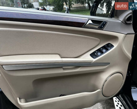 Черный Мерседес ГЛ-класс, объемом двигателя 2.99 л и пробегом 112 тыс. км за 19500 $, фото 10 на Automoto.ua