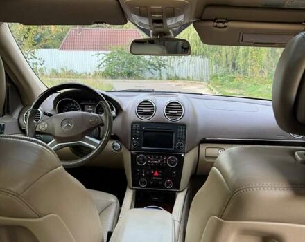 Черный Мерседес ГЛ-класс, объемом двигателя 5.46 л и пробегом 224 тыс. км за 14500 $, фото 24 на Automoto.ua