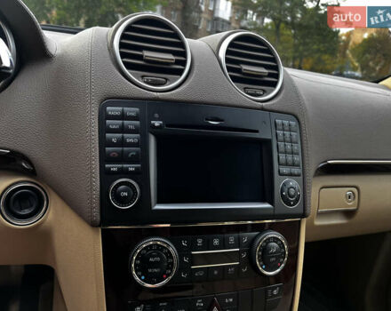 Черный Мерседес ГЛ-класс, объемом двигателя 2.99 л и пробегом 112 тыс. км за 19500 $, фото 8 на Automoto.ua