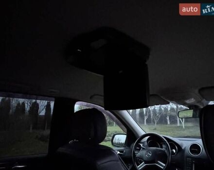 Черный Мерседес ГЛ-класс, объемом двигателя 2.99 л и пробегом 279 тыс. км за 17500 $, фото 10 на Automoto.ua