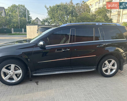 Черный Мерседес ГЛ-класс, объемом двигателя 4.7 л и пробегом 223 тыс. км за 14955 $, фото 17 на Automoto.ua