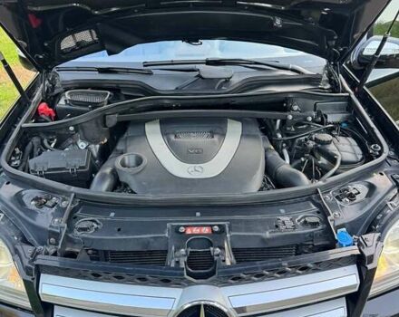 Черный Мерседес ГЛ-класс, объемом двигателя 5.46 л и пробегом 224 тыс. км за 14500 $, фото 32 на Automoto.ua