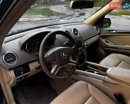 Черный Мерседес ГЛ-класс, объемом двигателя 2.99 л и пробегом 112 тыс. км за 19500 $, фото 7 на Automoto.ua