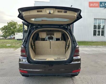 Черный Мерседес ГЛ-класс, объемом двигателя 5.46 л и пробегом 209 тыс. км за 19600 $, фото 15 на Automoto.ua