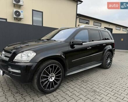 Черный Мерседес ГЛ-класс, объемом двигателя 5.46 л и пробегом 246 тыс. км за 14900 $, фото 6 на Automoto.ua