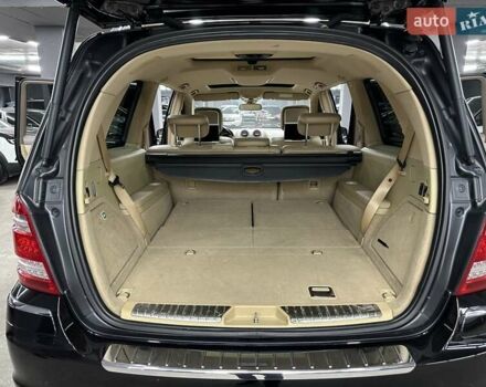 Черный Мерседес ГЛ-класс, объемом двигателя 5.46 л и пробегом 205 тыс. км за 16500 $, фото 24 на Automoto.ua