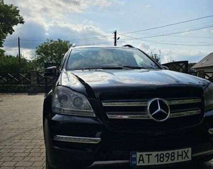 Мерседес ГЛ-Клас 2010 у Калуше на Automoto.ua Чорний Мерседес ГЛ-Клас, об'ємом двигуна 3 л та пробігом 320 тис. км за 15300 $, фото 4 на Automoto.ua