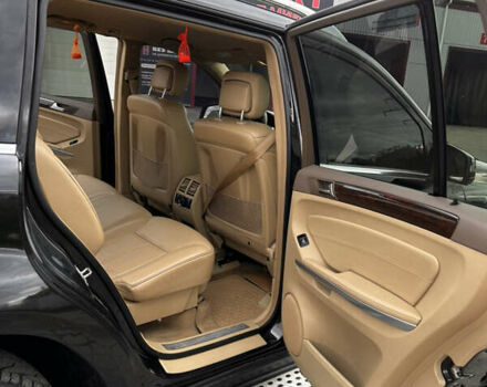 Мерседес ГЛ-Клас 2010 у Сумах на Automoto.ua Чорний Мерседес ГЛ-Клас, об'ємом двигуна 3 л та пробігом 154 тис. км за 14500 $, фото 17 на Automoto.ua