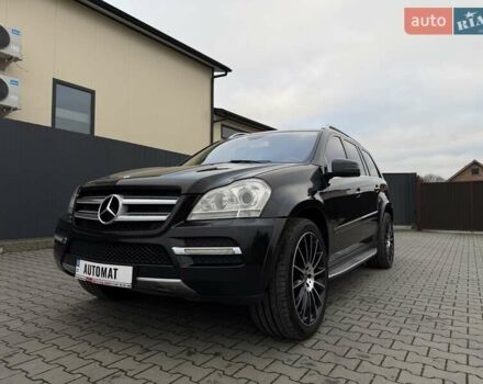 Черный Мерседес ГЛ-класс, объемом двигателя 5.46 л и пробегом 246 тыс. км за 14900 $, фото 3 на Automoto.ua