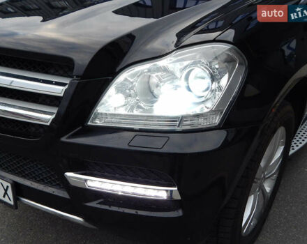 Черный Мерседес ГЛ-класс, объемом двигателя 2.99 л и пробегом 204 тыс. км за 14998 $, фото 14 на Automoto.ua