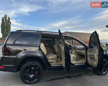 Черный Мерседес ГЛ-класс, объемом двигателя 5.46 л и пробегом 209 тыс. км за 19600 $, фото 3 на Automoto.ua