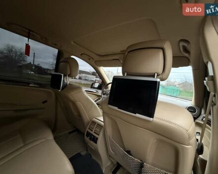 Черный Мерседес ГЛ-класс, объемом двигателя 5.46 л и пробегом 246 тыс. км за 14900 $, фото 26 на Automoto.ua