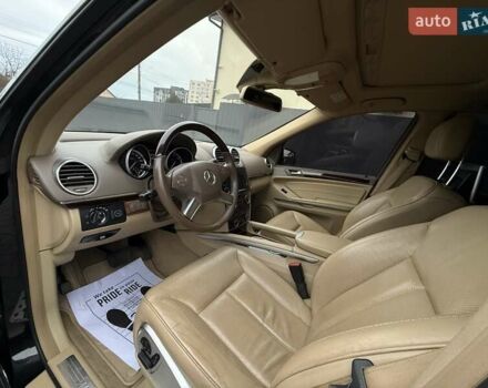 Черный Мерседес ГЛ-класс, объемом двигателя 5.46 л и пробегом 246 тыс. км за 14900 $, фото 33 на Automoto.ua