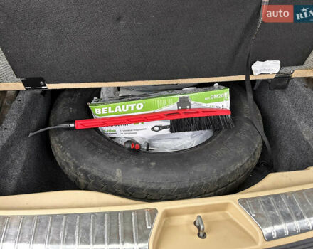 Мерседес ГЛ-Клас 2010 у Сумах на Automoto.ua Чорний Мерседес ГЛ-Клас, об'ємом двигуна 3 л та пробігом 154 тис. км за 14500 $, фото 16 на Automoto.ua