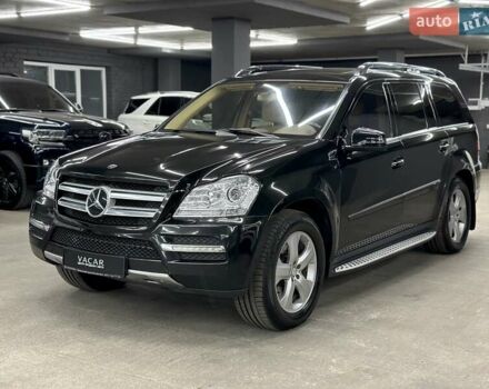 Черный Мерседес ГЛ-класс, объемом двигателя 5.46 л и пробегом 205 тыс. км за 16500 $, фото 2 на Automoto.ua