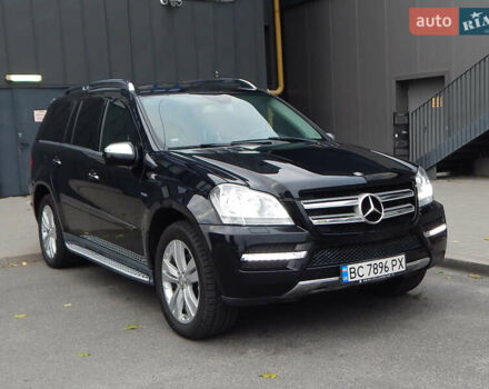 Черный Мерседес ГЛ-класс, объемом двигателя 2.99 л и пробегом 204 тыс. км за 14998 $, фото 2 на Automoto.ua