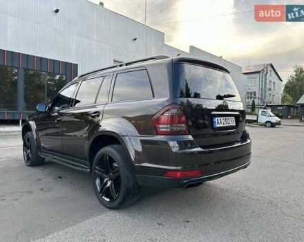 Черный Мерседес ГЛ-класс, объемом двигателя 5.46 л и пробегом 209 тыс. км за 19600 $, фото 22 на Automoto.ua