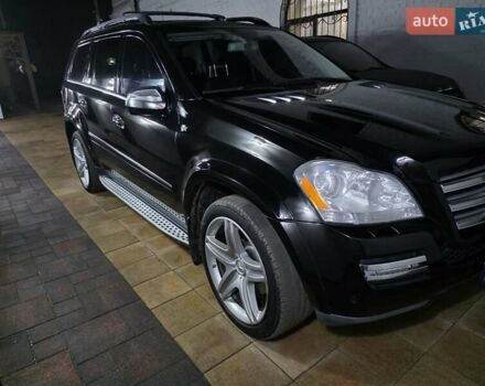 Чорний Мерседес ГЛ-Клас, об'ємом двигуна 5.5 л та пробігом 196 тис. км за 17000 $, фото 2 на Automoto.ua