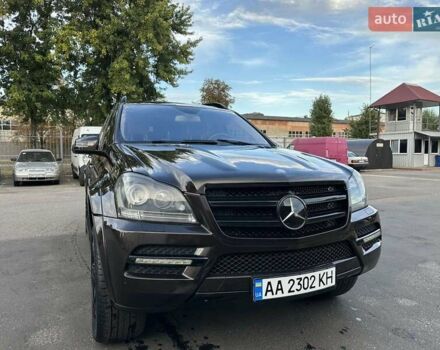 Черный Мерседес ГЛ-класс, объемом двигателя 5.46 л и пробегом 209 тыс. км за 19600 $, фото 18 на Automoto.ua