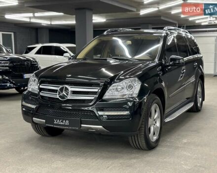 Черный Мерседес ГЛ-класс, объемом двигателя 5.46 л и пробегом 205 тыс. км за 16500 $, фото 1 на Automoto.ua