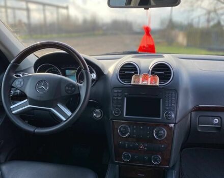 Черный Мерседес ГЛ-класс, объемом двигателя 3 л и пробегом 190 тыс. км за 25000 $, фото 14 на Automoto.ua