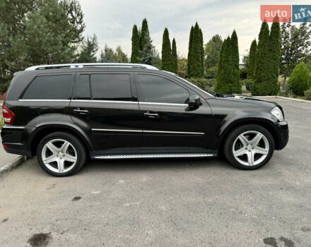 Черный Мерседес ГЛ-класс, объемом двигателя 5.46 л и пробегом 227 тыс. км за 21900 $, фото 7 на Automoto.ua