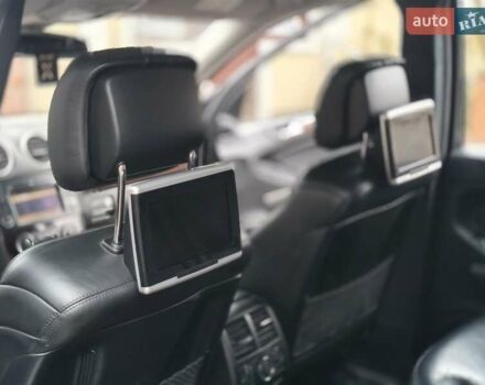 Чорний Мерседес ГЛ-Клас, об'ємом двигуна 5.46 л та пробігом 180 тис. км за 15300 $, фото 26 на Automoto.ua