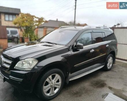 Чорний Мерседес ГЛ-Клас, об'ємом двигуна 5.46 л та пробігом 180 тис. км за 15300 $, фото 11 на Automoto.ua