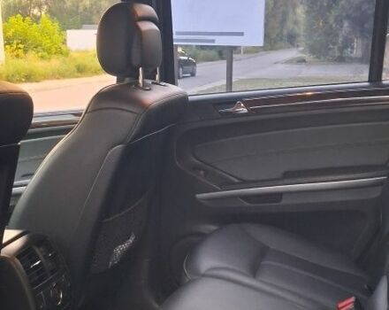 Мерседес ГЛ-Клас 2011 у Броварах на Automoto.ua Чорний Мерседес ГЛ-Клас, об'ємом двигуна 3 л та пробігом 365 тис. км за 18200 $, фото 15 на Automoto.ua