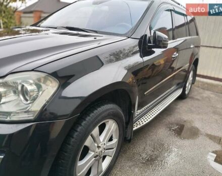 Чорний Мерседес ГЛ-Клас, об'ємом двигуна 5.46 л та пробігом 180 тис. км за 15300 $, фото 10 на Automoto.ua