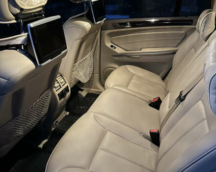 Черный Мерседес ГЛ-класс, объемом двигателя 2.99 л и пробегом 220 тыс. км за 19200 $, фото 15 на Automoto.ua