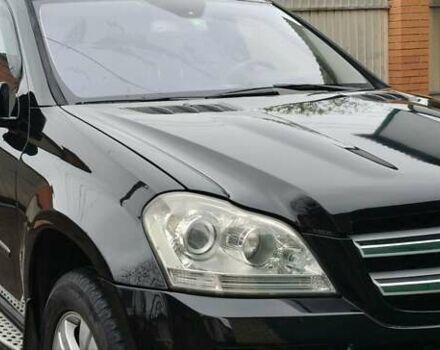 Чорний Мерседес ГЛ-Клас, об'ємом двигуна 5.46 л та пробігом 180 тис. км за 15300 $, фото 4 на Automoto.ua