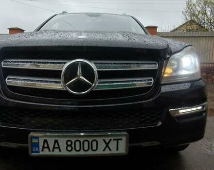 Чорний Мерседес ГЛ-Клас, об'ємом двигуна 5.46 л та пробігом 180 тис. км за 15300 $, фото 1 на Automoto.ua