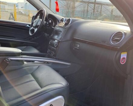 Черный Мерседес ГЛ-класс, объемом двигателя 3 л и пробегом 190 тыс. км за 25000 $, фото 12 на Automoto.ua