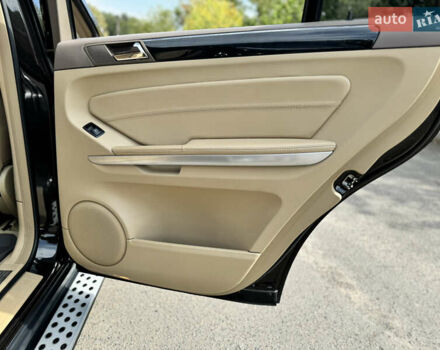 Черный Мерседес ГЛ-класс, объемом двигателя 5.46 л и пробегом 227 тыс. км за 21900 $, фото 40 на Automoto.ua