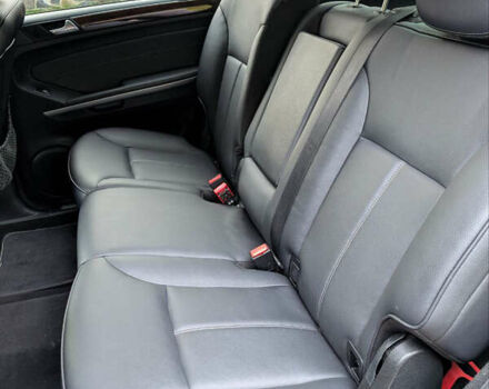 Черный Мерседес ГЛ-класс, объемом двигателя 3 л и пробегом 261 тыс. км за 20500 $, фото 14 на Automoto.ua