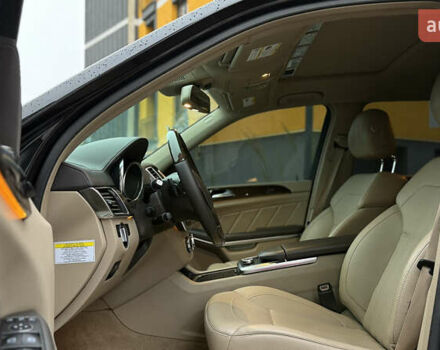 Черный Мерседес ГЛ-класс, объемом двигателя 3 л и пробегом 255 тыс. км за 22950 $, фото 36 на Automoto.ua