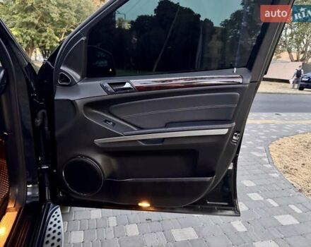 Чорний Мерседес ГЛ-Клас, об'ємом двигуна 2.99 л та пробігом 231 тис. км за 17999 $, фото 52 на Automoto.ua