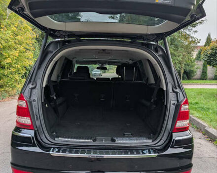 Черный Мерседес ГЛ-класс, объемом двигателя 3 л и пробегом 261 тыс. км за 20500 $, фото 18 на Automoto.ua