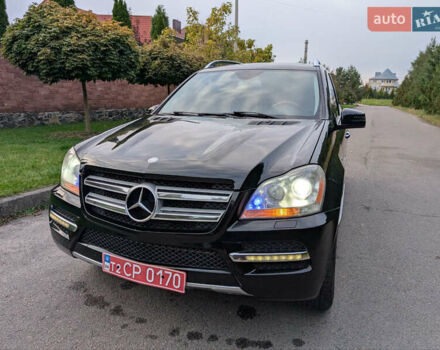 Черный Мерседес ГЛ-класс, объемом двигателя 3 л и пробегом 261 тыс. км за 20500 $, фото 1 на Automoto.ua