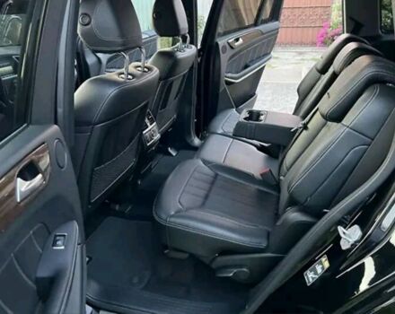 Чорний Мерседес ГЛ-Клас, об'ємом двигуна 5 л та пробігом 157 тис. км за 20999 $, фото 18 на Automoto.ua