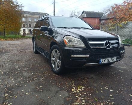 Чорний Мерседес ГЛ-Клас, об'ємом двигуна 3 л та пробігом 200 тис. км за 15000 $, фото 1 на Automoto.ua
