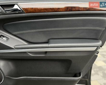 Чорний Мерседес ГЛ-Клас, об'ємом двигуна 2.99 л та пробігом 250 тис. км за 20500 $, фото 57 на Automoto.ua
