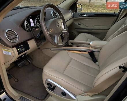 Черный Мерседес ГЛ-класс, объемом двигателя 2.99 л и пробегом 182 тыс. км за 21000 $, фото 10 на Automoto.ua