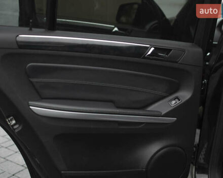 Чорний Мерседес ГЛ-Клас, об'ємом двигуна 2.99 л та пробігом 331 тис. км за 16350 $, фото 48 на Automoto.ua