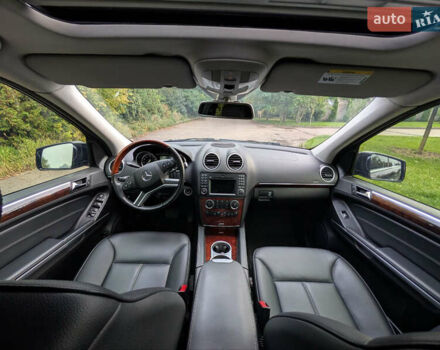 Черный Мерседес ГЛ-класс, объемом двигателя 3 л и пробегом 261 тыс. км за 20500 $, фото 9 на Automoto.ua