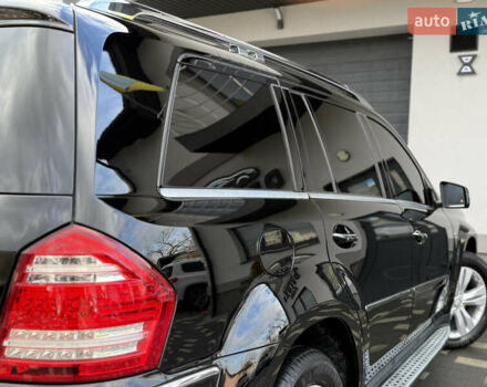 Чорний Мерседес ГЛ-Клас, об'ємом двигуна 2.99 л та пробігом 250 тис. км за 20500 $, фото 45 на Automoto.ua