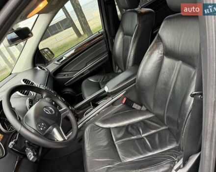 Чорний Мерседес ГЛ-Клас, об'ємом двигуна 2.99 л та пробігом 250 тис. км за 18300 $, фото 12 на Automoto.ua