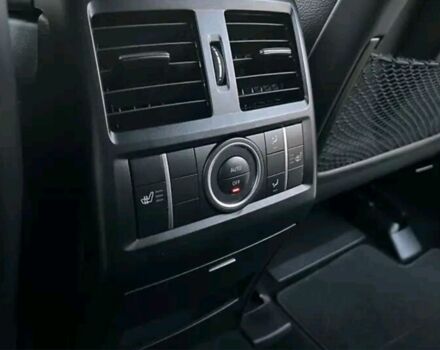 Чорний Мерседес ГЛ-Клас, об'ємом двигуна 5 л та пробігом 157 тис. км за 20999 $, фото 17 на Automoto.ua